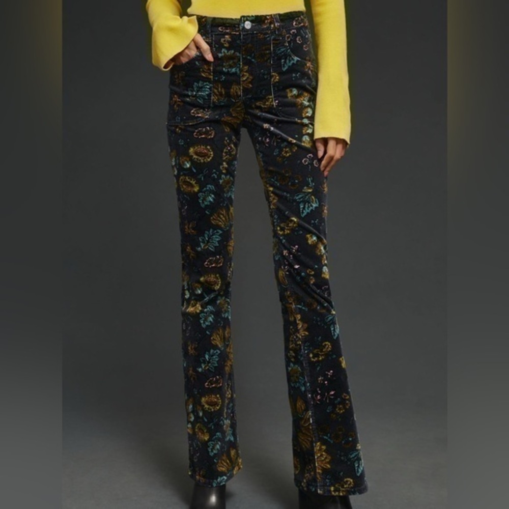 Pilcro The Icon Flare Low-Rise Jeans NWOT
